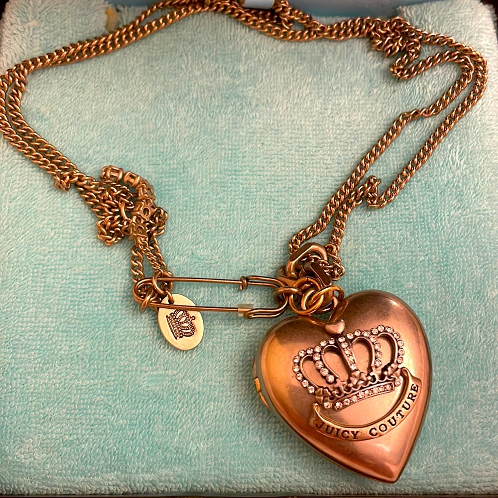 Juicy Couture XL heart shaped crown locket Y2K